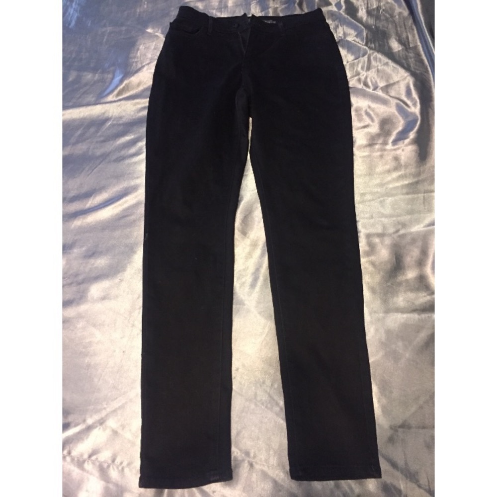 Levi's perfectly slimming 512 legging